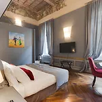 Palazzo Del Carretto-Art Apartments And Guesthouse