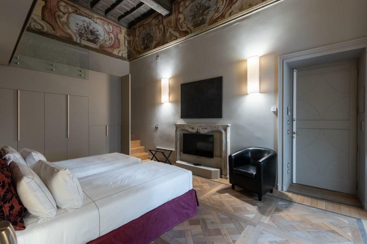 Apartment Palazzo Del Carretto-art And *