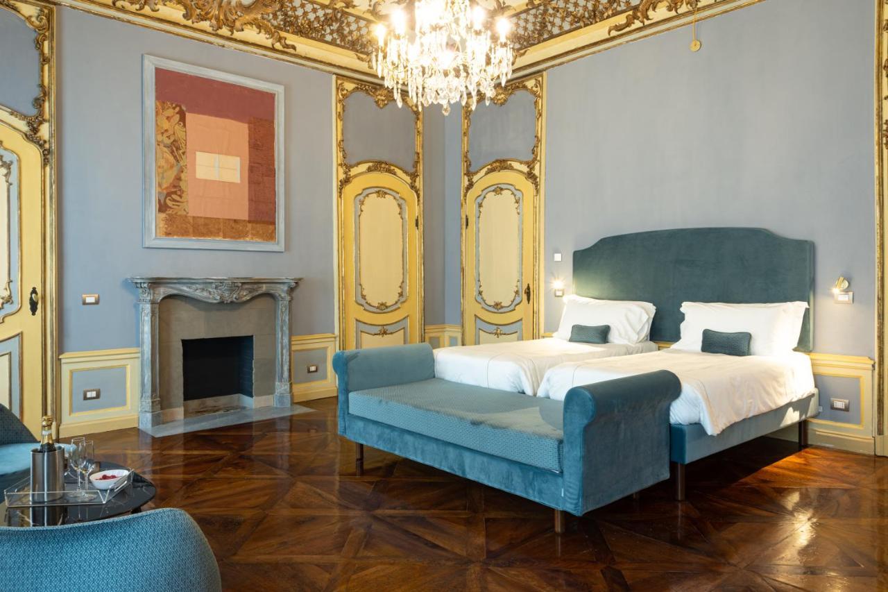 Palazzo Del Carretto-art And * Turín